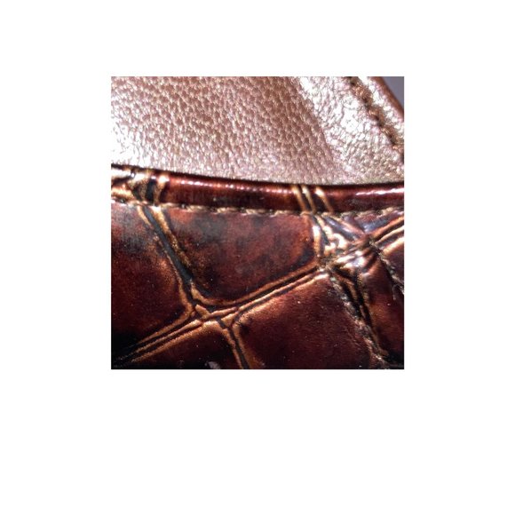 CIRCA Joan & David Brown Alligator Print Luxe Heels - Picture 2 of 9